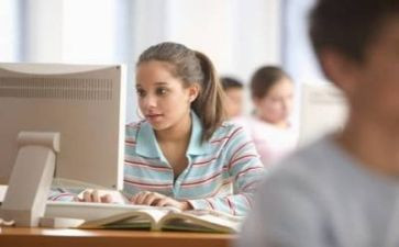 大学教师演讲稿5篇