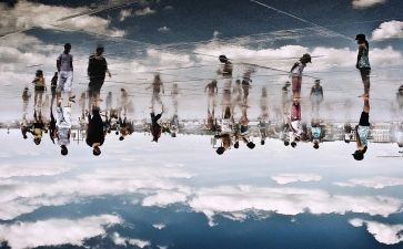 颠倒村,作文优质7篇