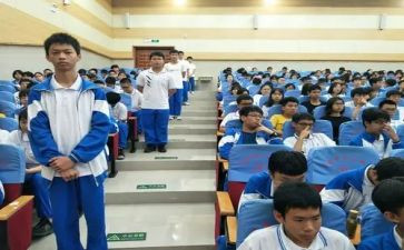 高一语文老师的工作总结8篇