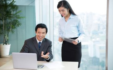 总经理半年度总结报告8篇