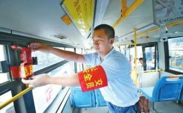 教师上岗竞聘演讲稿参考8篇