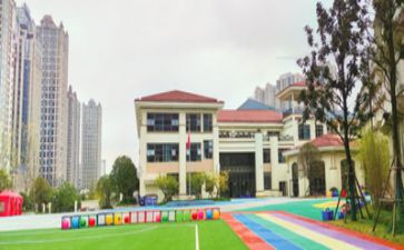 我上幼儿园托班教案模板6篇