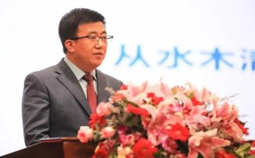 2024年副校长述职报告最新5篇