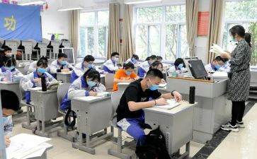 在校的入党申请书精选5篇