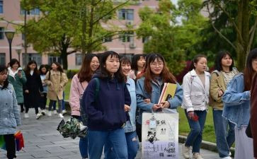 学生在校月总结7篇