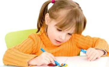 幼儿园教师月总结中班7篇
